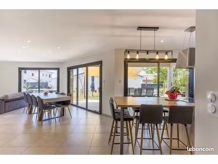 maison 5 pièces 92 m²