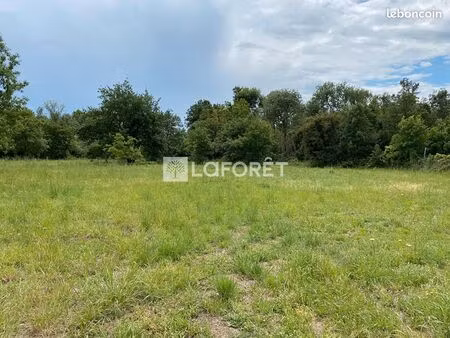 terrain 1534 m² le soler