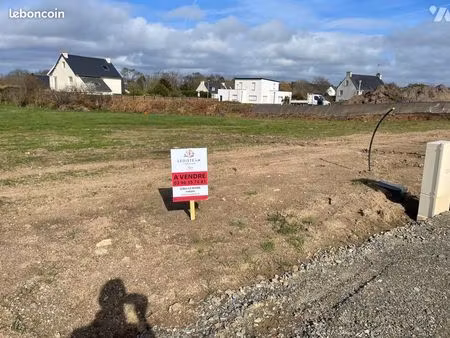 terrain 685 m² tredrez locquemeau