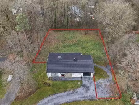 appartement rénové 2 chambres avec jardin