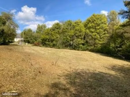 terrain constructible 1165m2