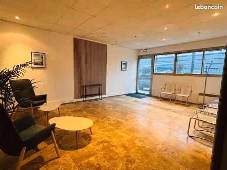 a louer - bureaux a partir de 18m² + salle attente + salle réunion