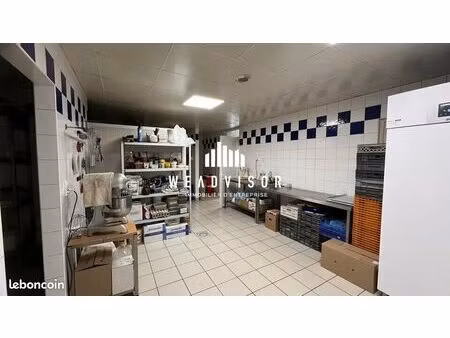 fonds de commerce 100 m²