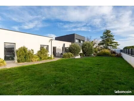 maison 4 pièces 136 m²