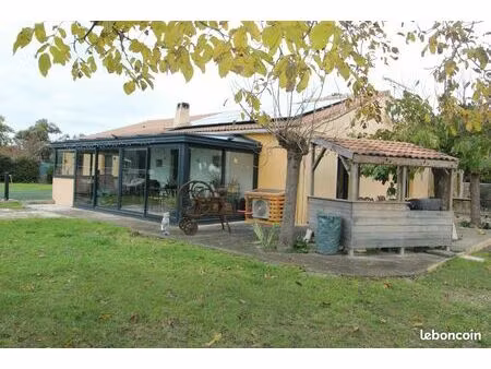 villa 4 pièces 170 m²