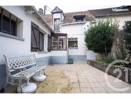 maison de ville 2 pièces 65 m²