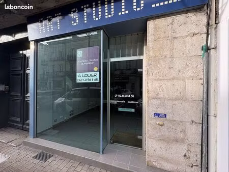 local commercial 100 m² saumur