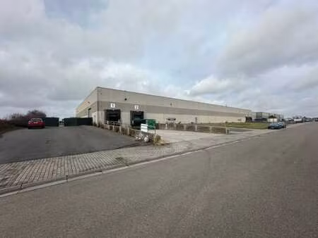 entrepôt de 3550m²