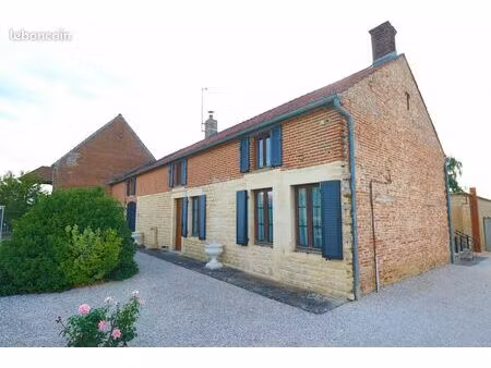 maison 6 pièces 141 m²