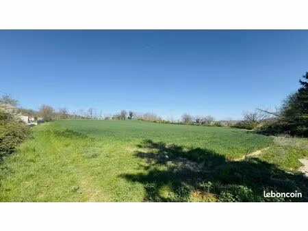 terrain 2 392 m² pont eveque