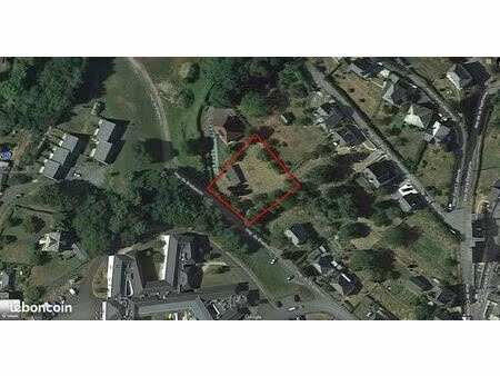 belle opportunité à uzerche – terrain constructible de 1 700 m² en centre-ville