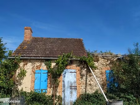 maison 2 pièces  40 m2  à rénover sur terrain plat de 1890 m2 avec puits