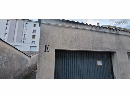 garage box voiture a vendre