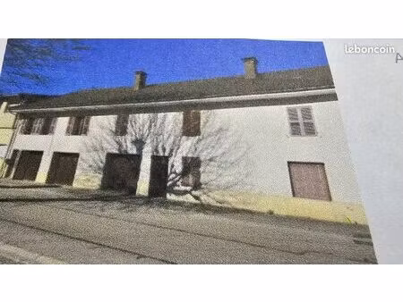 appartement 12 pièces 302 m²