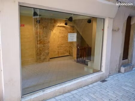 local commercial centre-ville mende