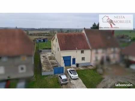 maison 10 pièces 244 m²