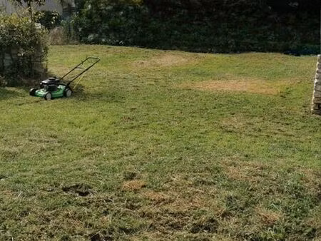 terrain constructible à 400 m plage. la brée-les-bains