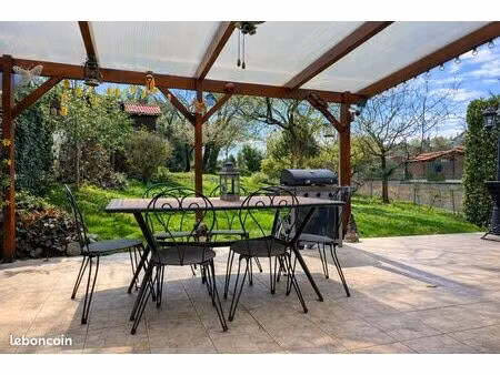 maison 5 pièces 147 m²