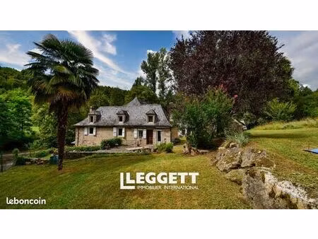 maison 12 pièces 198 m²