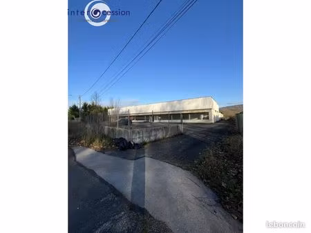 local commercial 2060 m² coligny