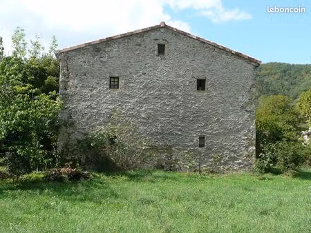 belle maison en pierre - année 1900