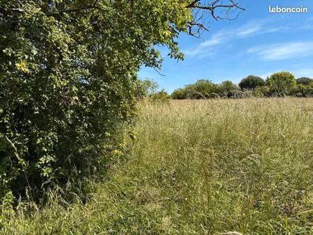 terrain 702 m² gemil