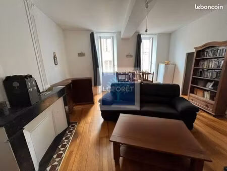 immeuble 6 pièces 205 m²