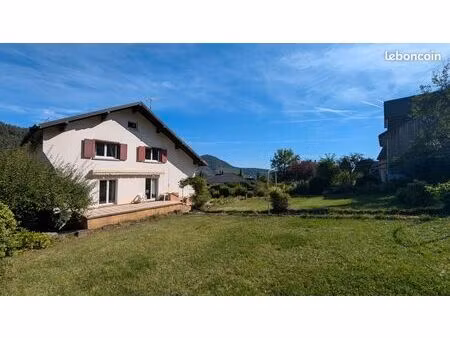 propriété 7 pièces 177 m²