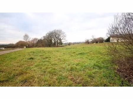 terrain 1 290 m² lachambre