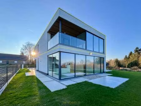 te huur energieneutraal appartement met terras en staanpl...