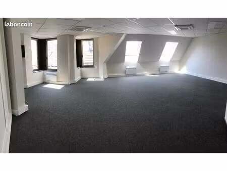 bureaux 524 m²