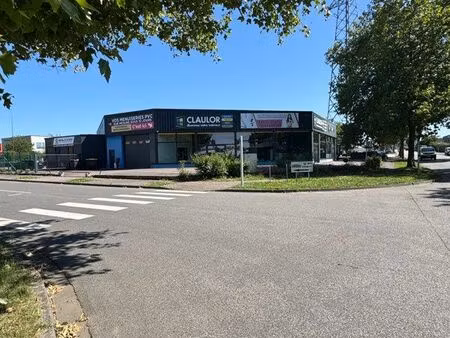 cellule commerciale à louer