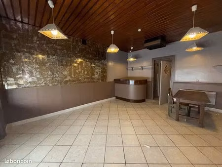 boutique 123 m² saint-claude