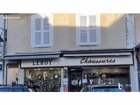 immeuble 10 pièces 249 m²