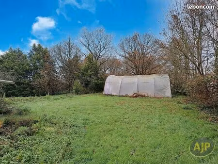 terrain 680 m² froidfond