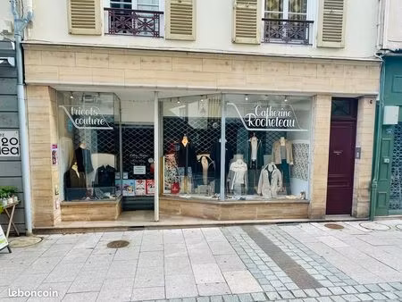 à louer — local commercial de 70 m² — hyper-centre dreux