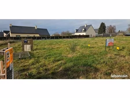 terrain disponible + maison à construire