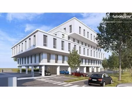 bureaux 2 796 m²