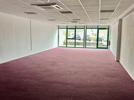 bureaux 125 m²