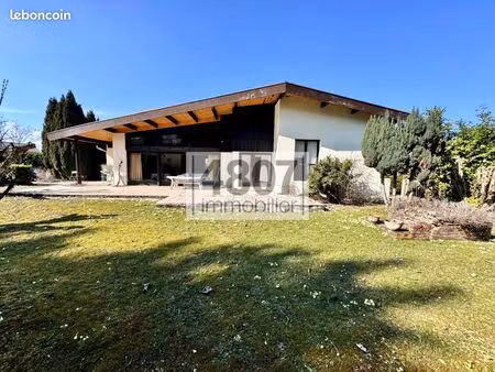 maison 5 pièces 201 m²