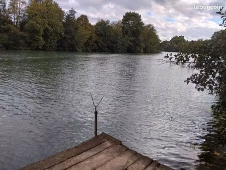 terrain de loisirs / pêche