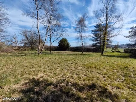 magnifique terrain dominant la vallée du lunain