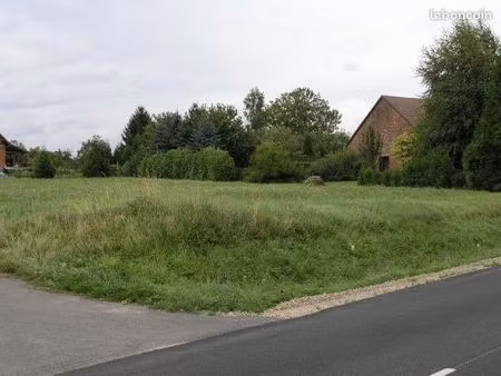 vends beau terrain à batir à durstel