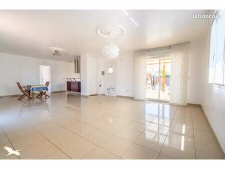 maison 4 pièces 98 m²