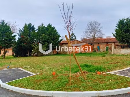 terrain 300 m² montlaur