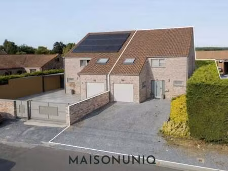casteau – spacieuse maison familiale de 258 m² – peb b