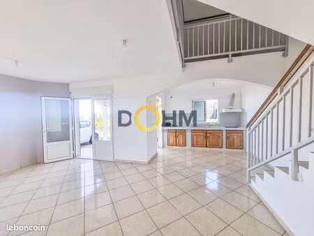 villa 4 pièces 96 m²