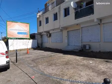 local commercial 200 m² saint-denis