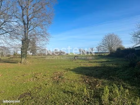 terrain 1590 m² caden