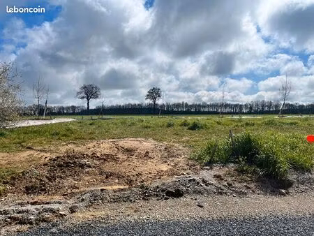 terrain 392 m² saint mars du desert